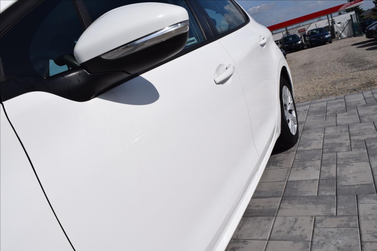 peugeot-208-1-4-hdi-50kw-nizke-km-klima - 7