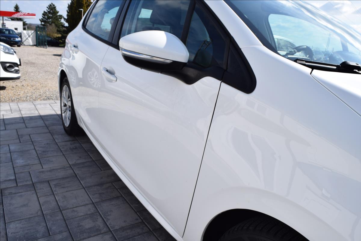 peugeot-208-1-4-hdi-50kw-nizke-km-klima - 8
