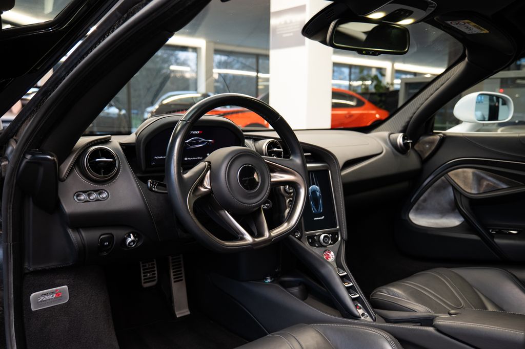 mclaren-720s-360-led-b-o-audio - 4