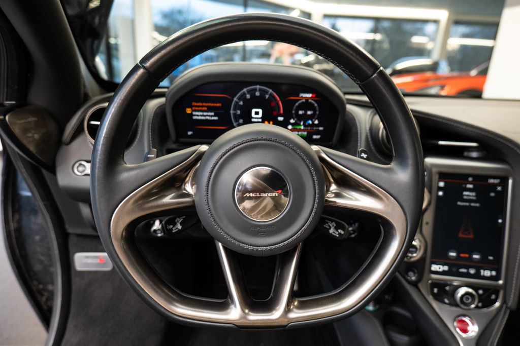 mclaren-720s-360-led-b-o-audio - 5