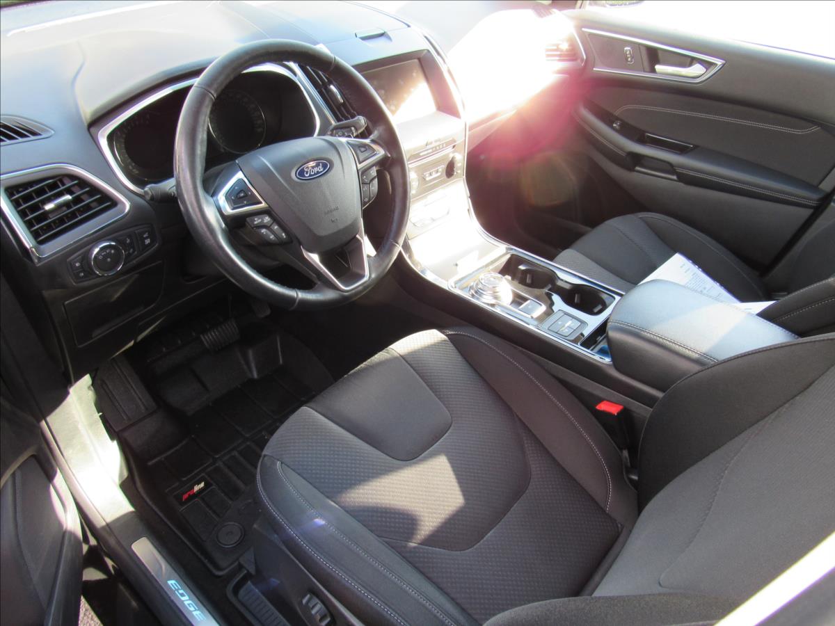 ford-edge-2-0-tdci-ecoblue-175kw-4x4-automat - 8