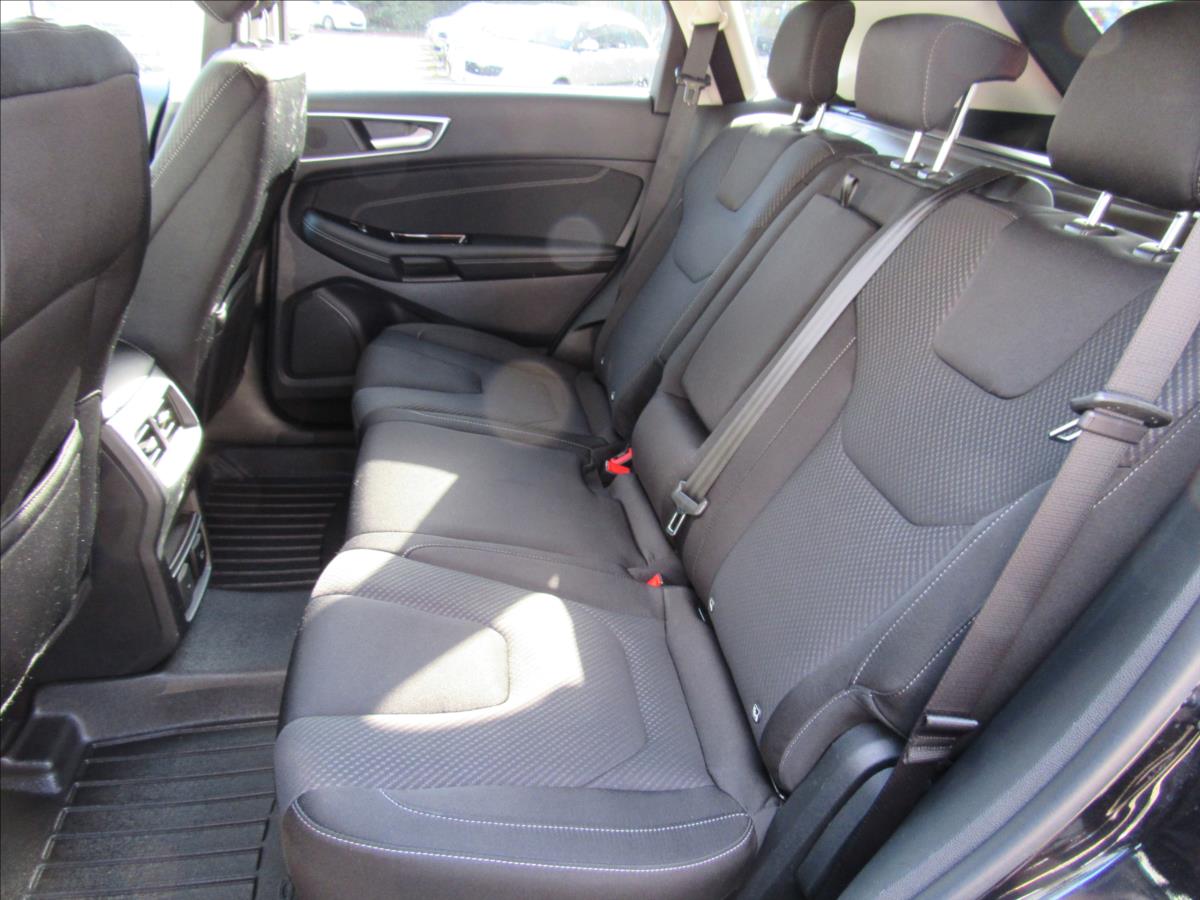 ford-edge-2-0-tdci-ecoblue-175kw-4x4-automat - 9