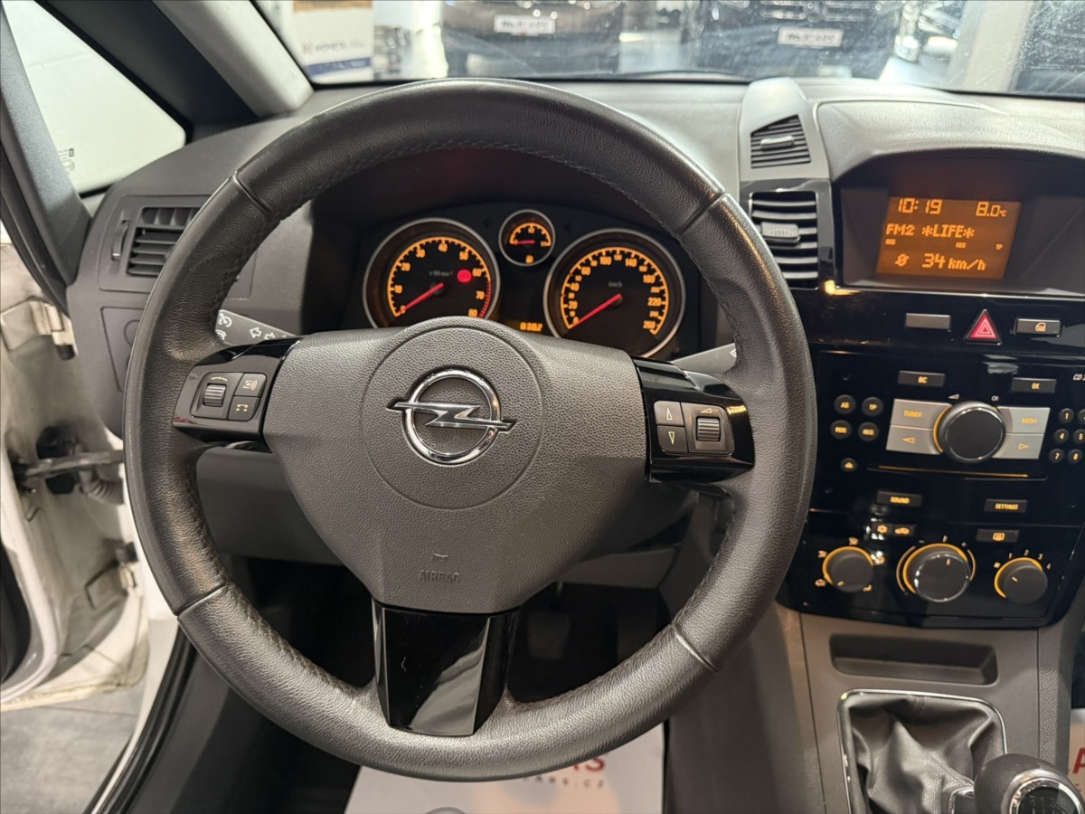 opel-zafira-1-6-i-85kw-7mist-klima-alu - 7