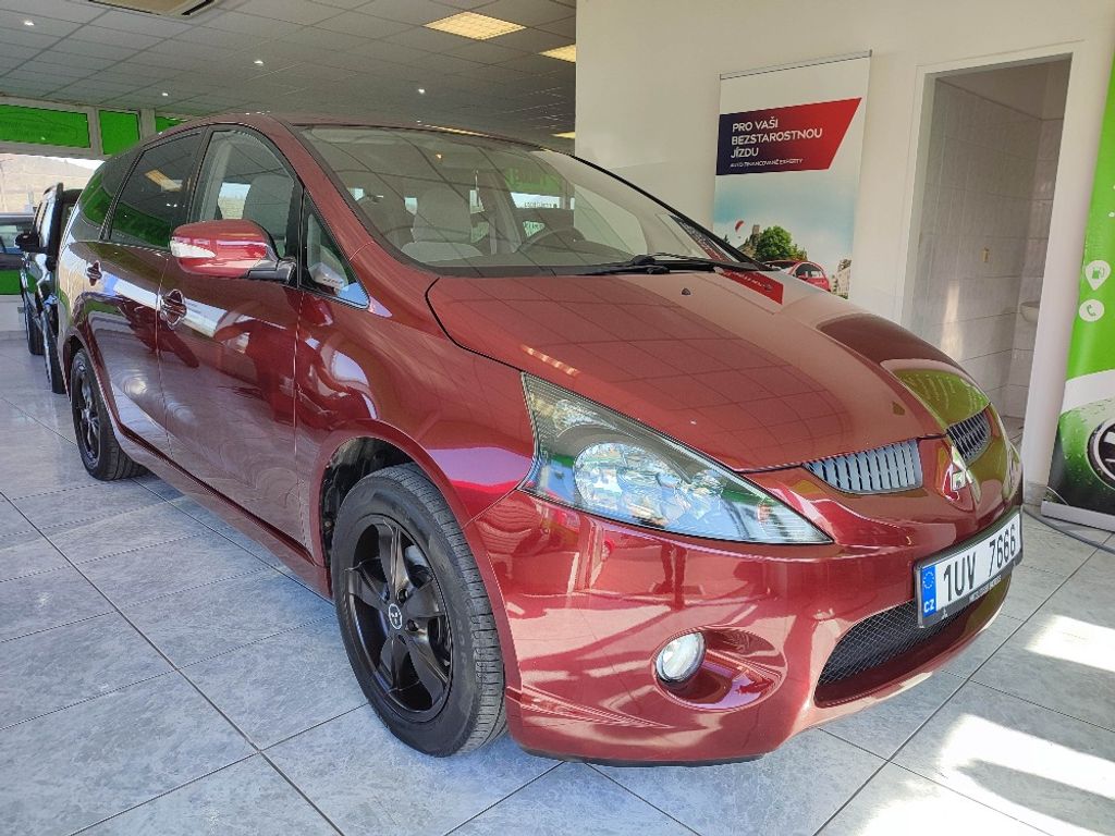 Mitsubishi Grandis 2.4i 121kw 7MÍST