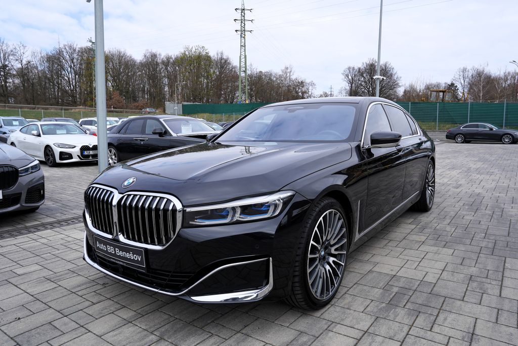 bmw-rada-7-m760li-xdrive-6-6i-v12-590ps - 1