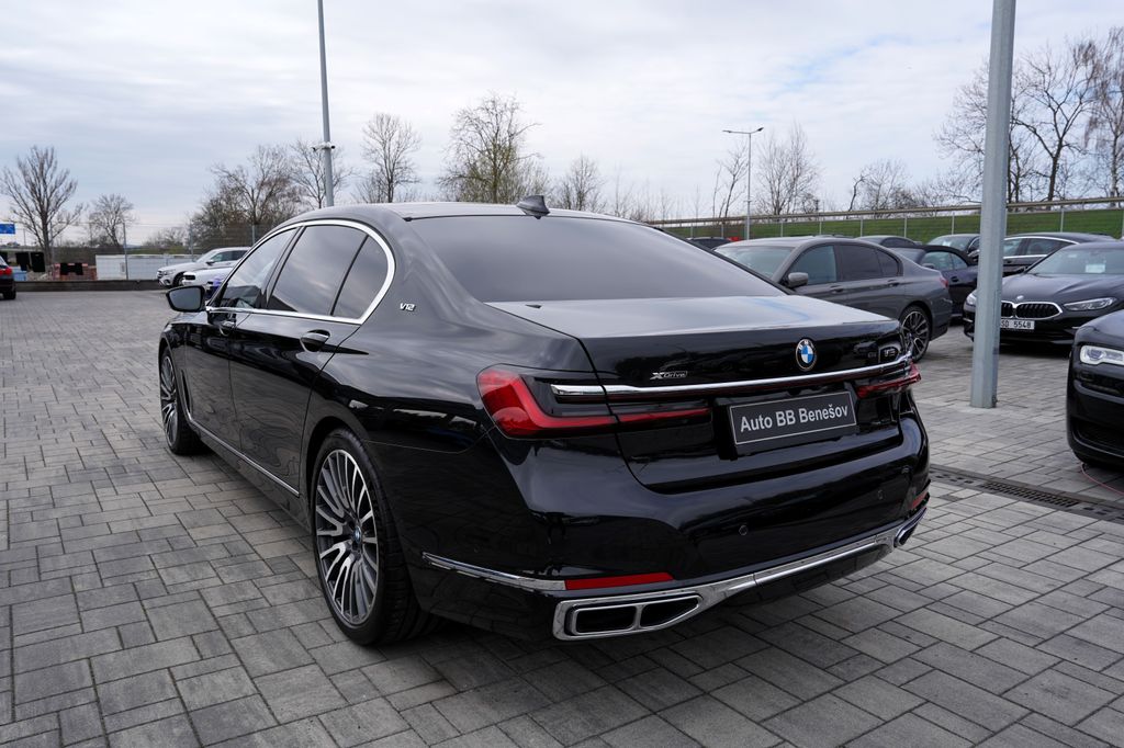 bmw-rada-7-m760li-xdrive-6-6i-v12-590ps - 3