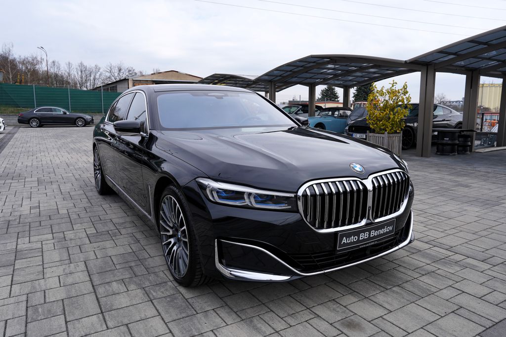 bmw-rada-7-m760li-xdrive-6-6i-v12-590ps - 7