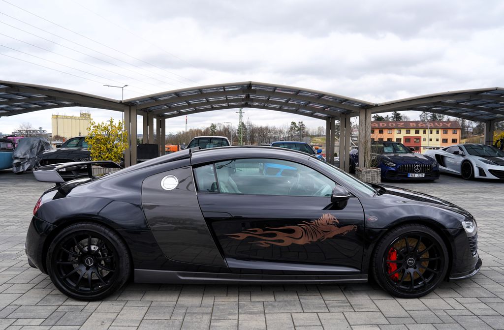 audi-r8-4-2-tfsi-quattro-cr-520ps - 6