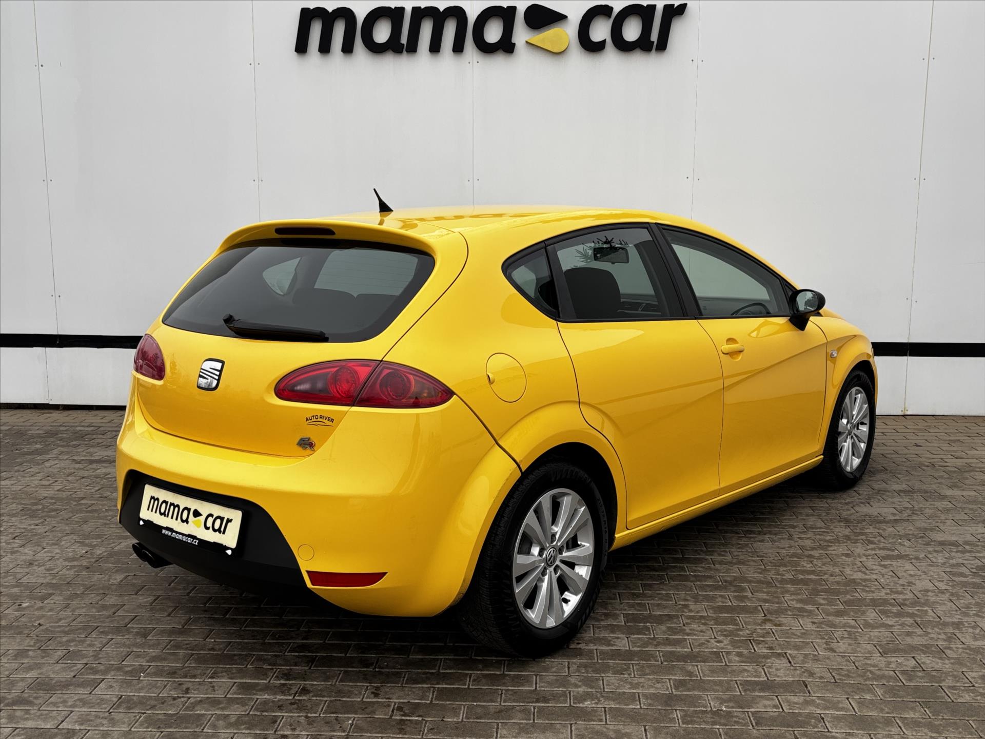 seat-leon-fr-2-0-tfsi-147kw-servis-kniha - 6