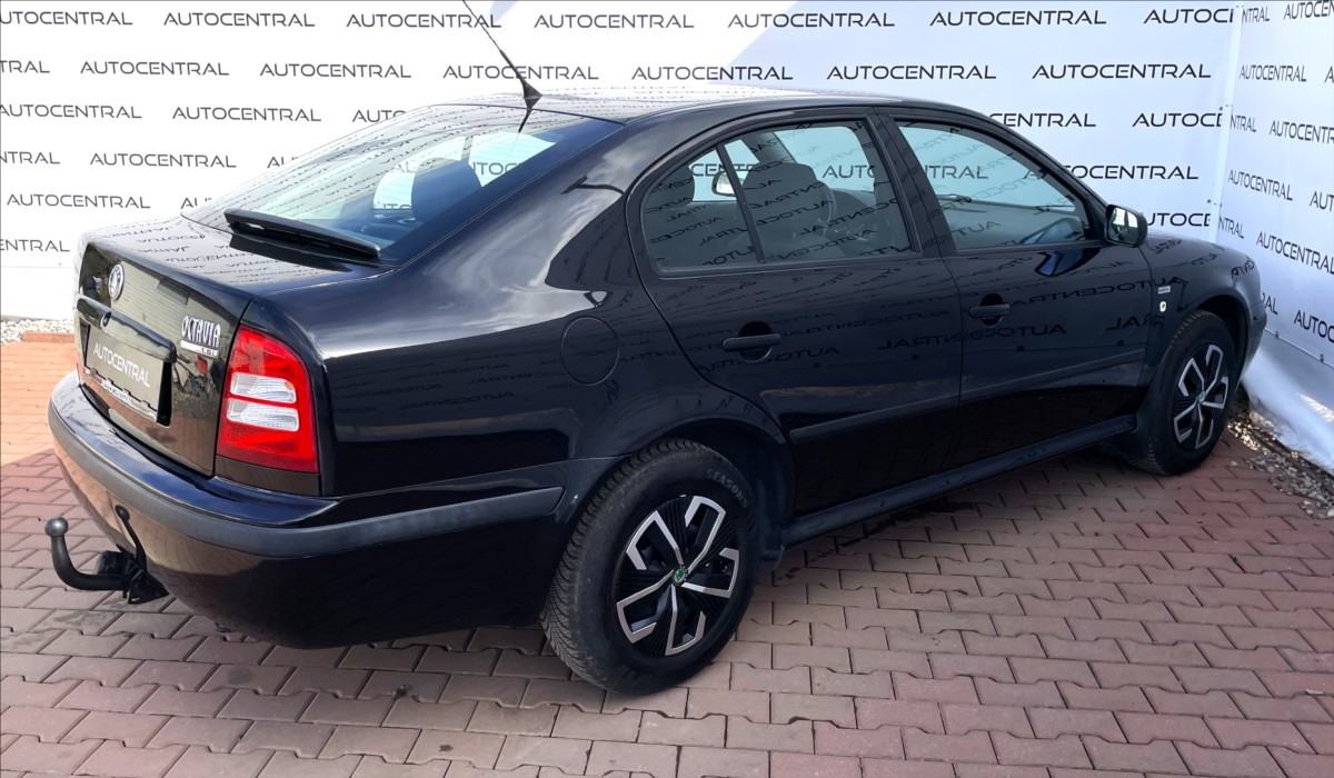 skoda-octavia-1-6-i-selection-75kw-130t-km-po-servisu - 3