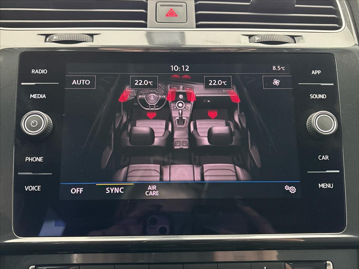 volkswagen-golf-1-5-tgi-comfortline - 9