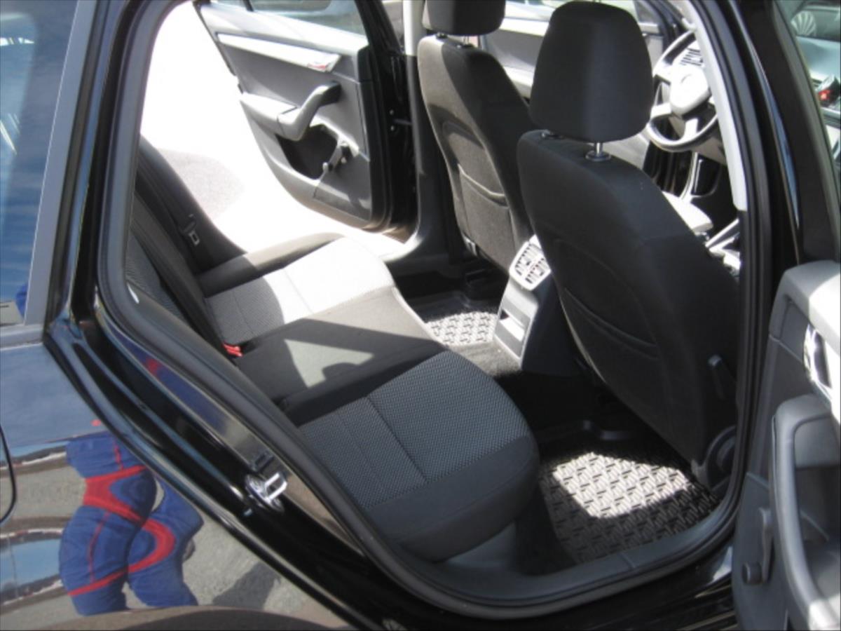 skoda-octavia-2-0-tdi-110-kw - 9