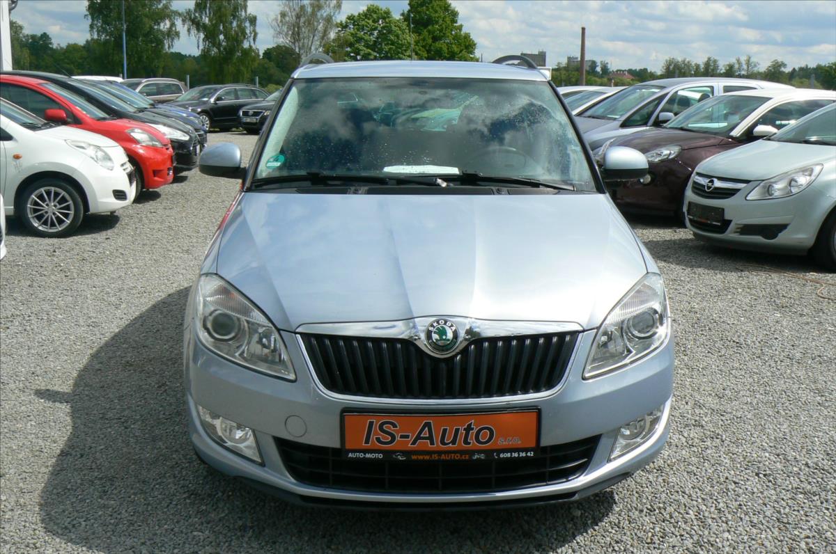skoda-fabia-1-2-tsi-combi - 2