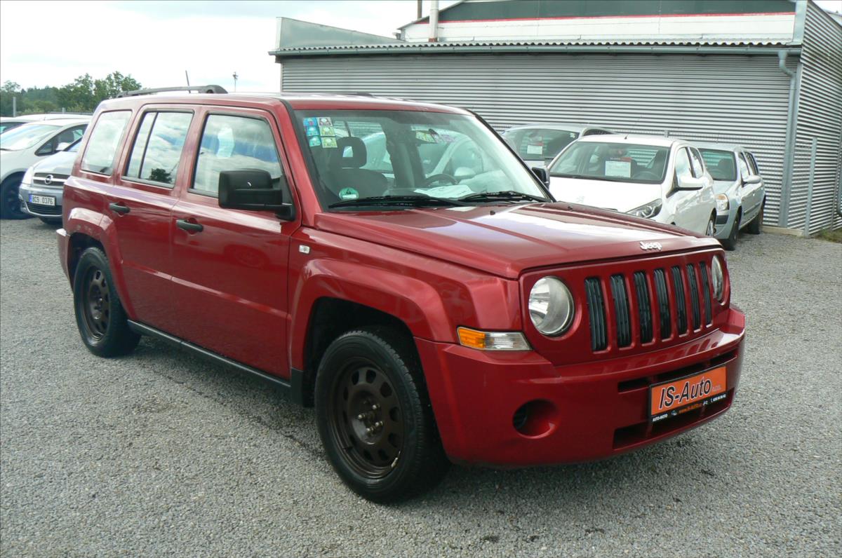 jeep-patriot-2-4-sport-mt-4x4-plyn - 1