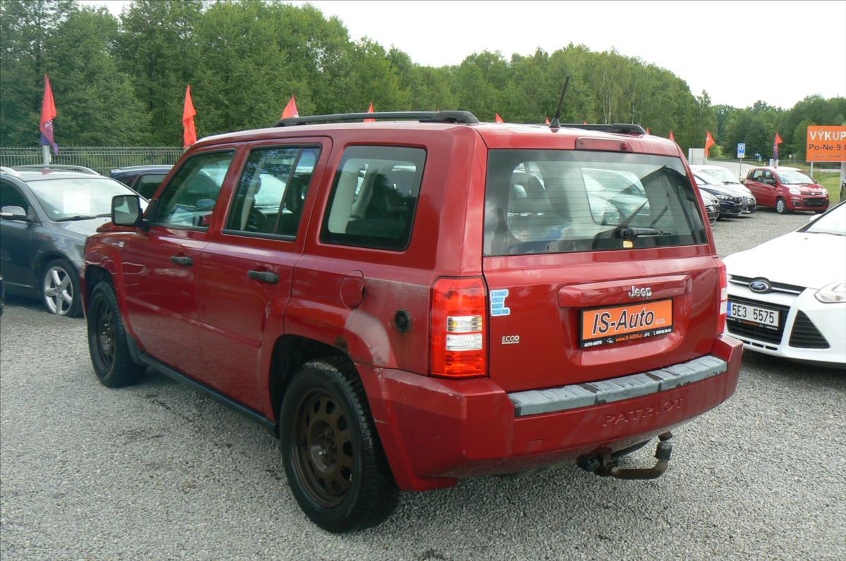 jeep-patriot-2-4-sport-mt-4x4-plyn - 3