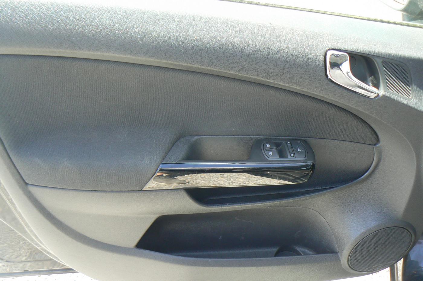 opel-corsa-1-2-cdti-70-kw - 8