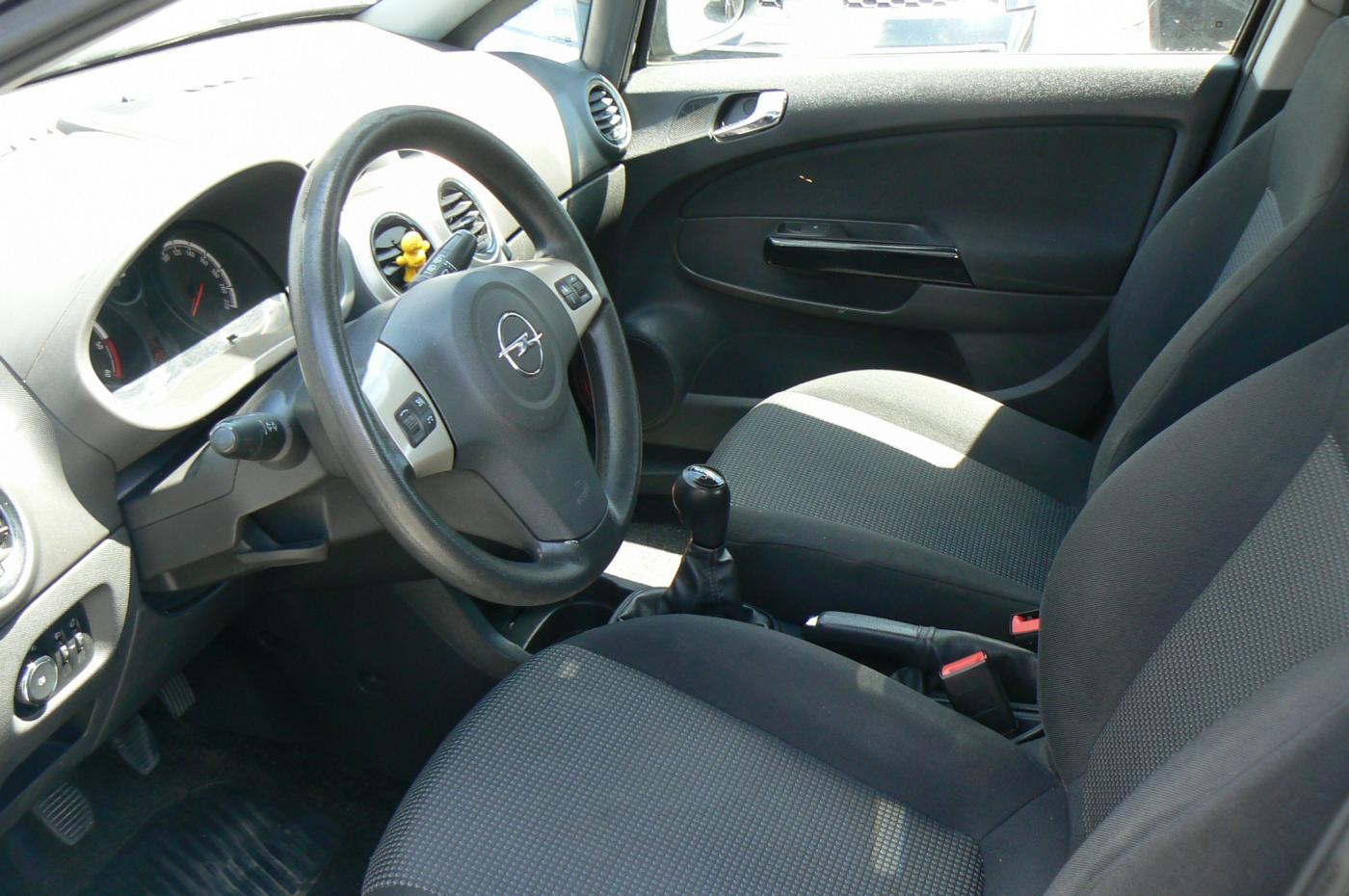 opel-corsa-1-2-cdti-70-kw - 9