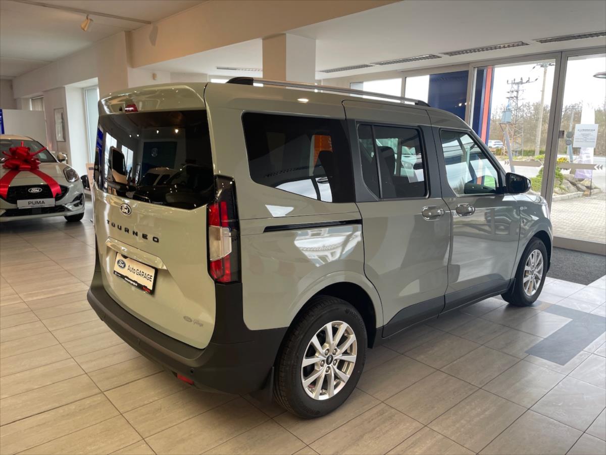 ford-tourneo-courier-1-0-ecoboost-titanium-l1 - 3
