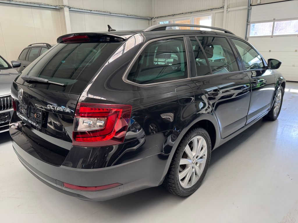 skoda-octavia-combi-2-0-tdi-ambition - 5