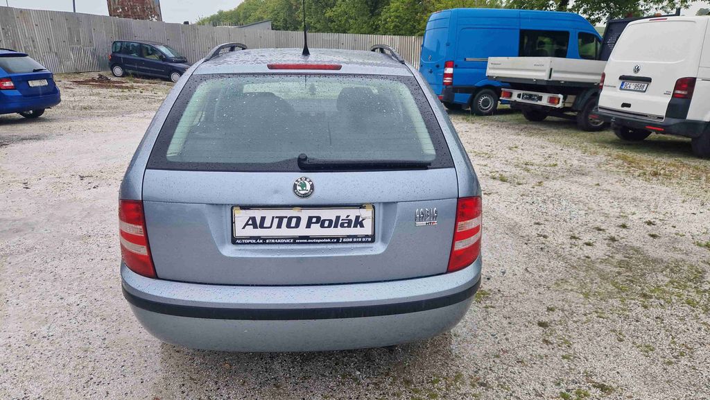 skoda-fabia-1-2-htp-classic-combi - 7