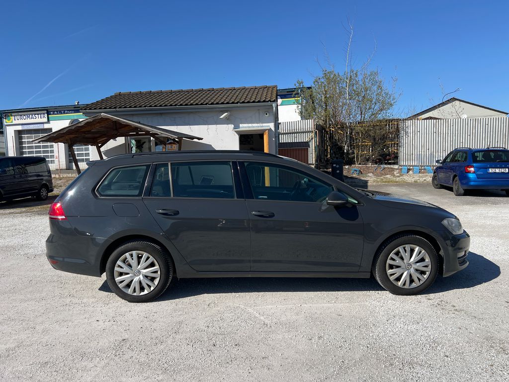 volkswagen-golf-1-6-tdi - 2