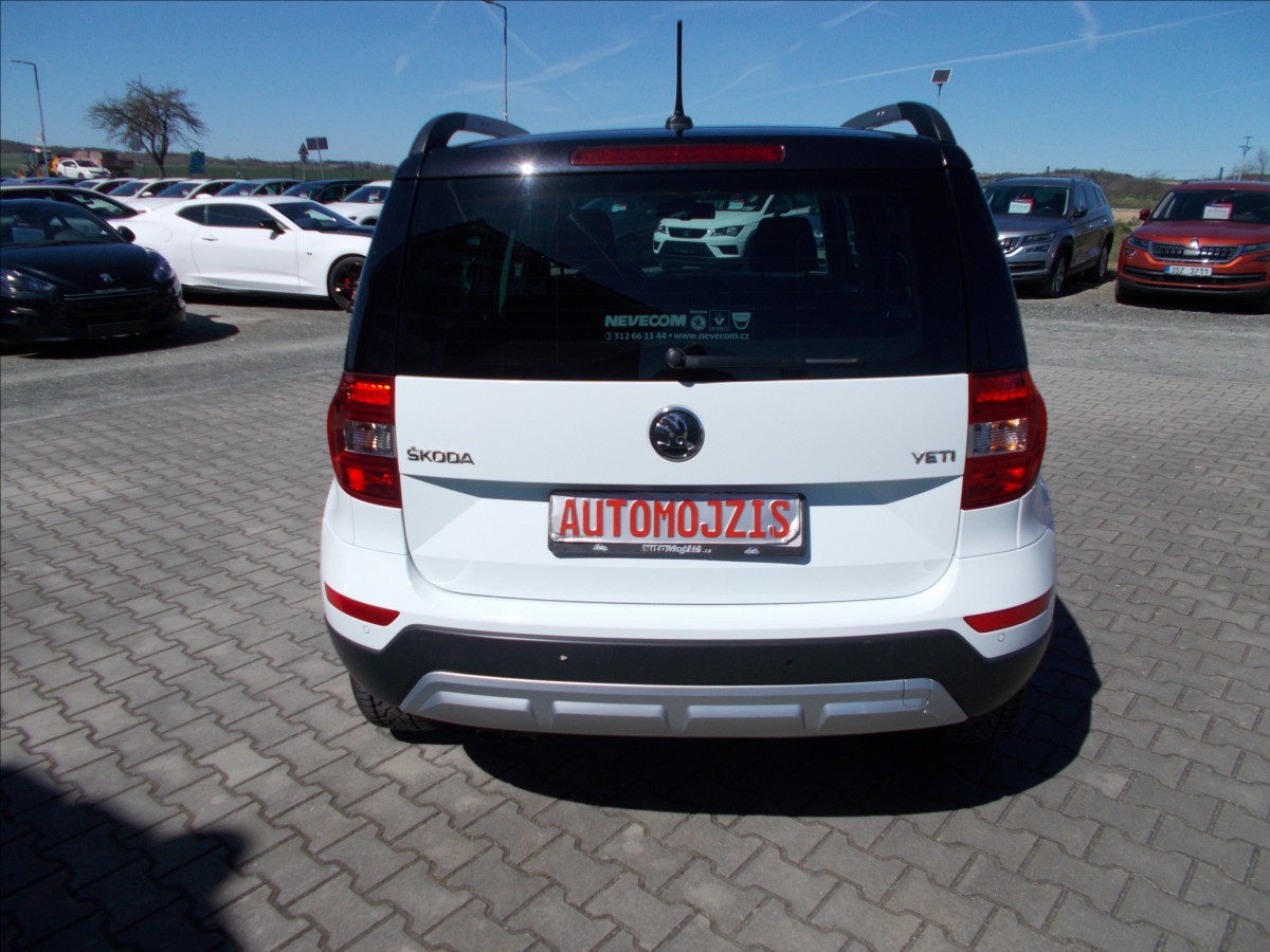 skoda-yeti-1-4-tsi-dsg-90-kw-cr-tz-xenony-nova-stk - 9