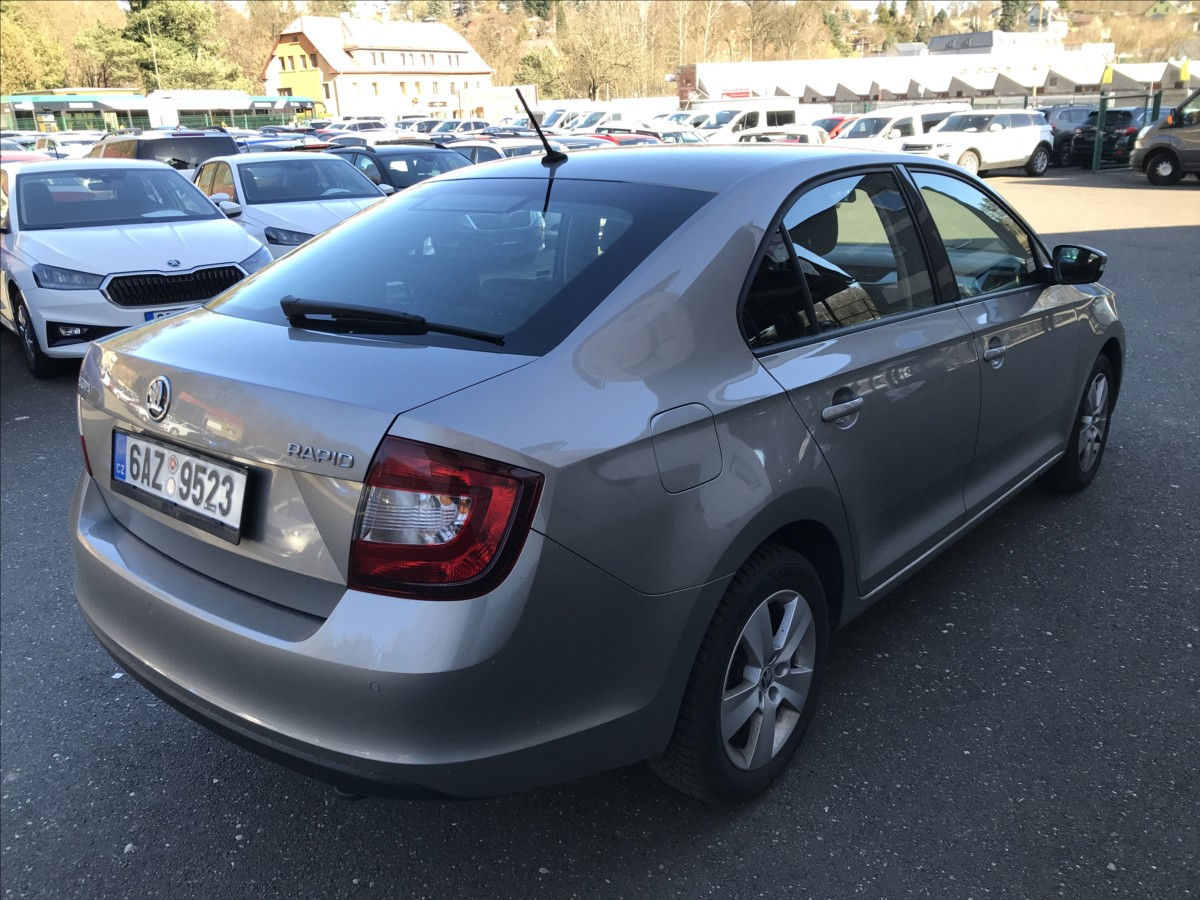 skoda-rapid-1-0-tsi-70kw - 4