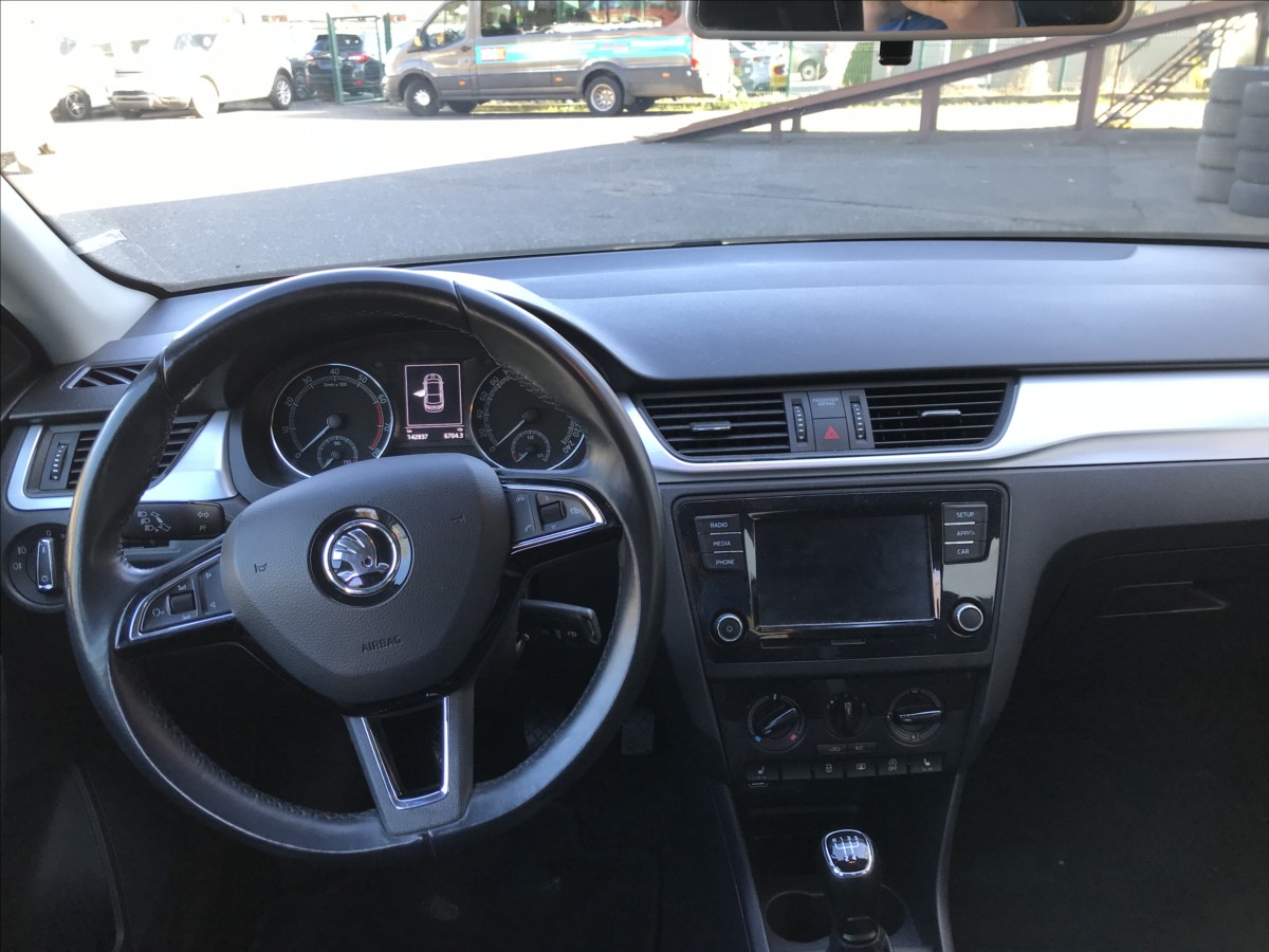 skoda-rapid-1-0-tsi-70kw - 8