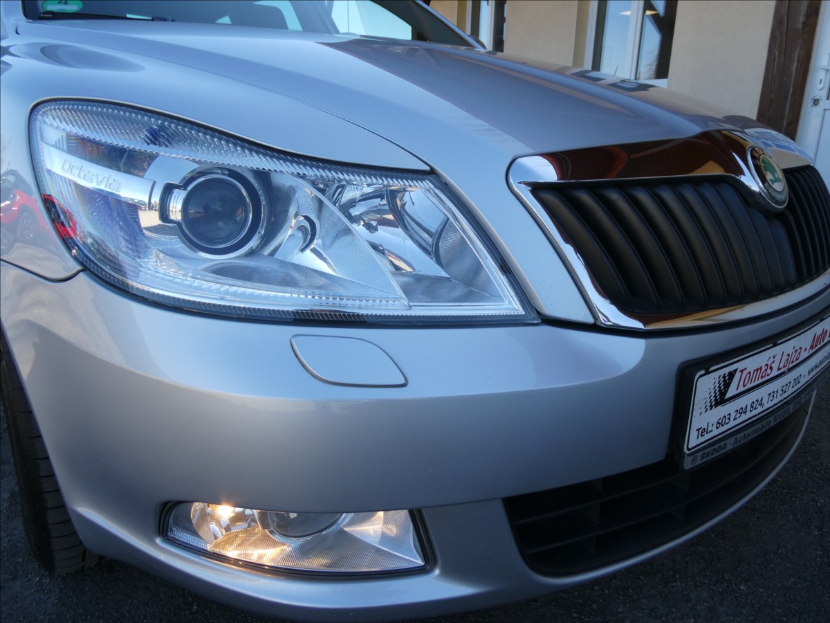 skoda-octavia-1-4-tsi-90kw-dsg-2xkola-1-majitel - 2