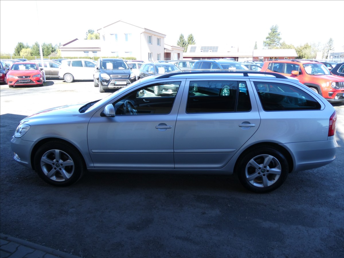skoda-octavia-1-4-tsi-90kw-dsg-2xkola-1-majitel - 6
