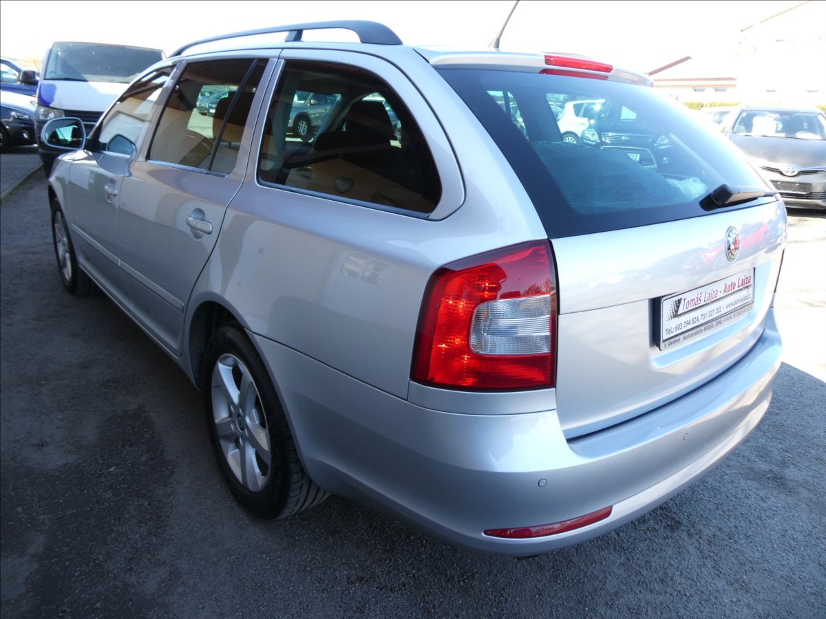 skoda-octavia-1-4-tsi-90kw-dsg-2xkola-1-majitel - 7