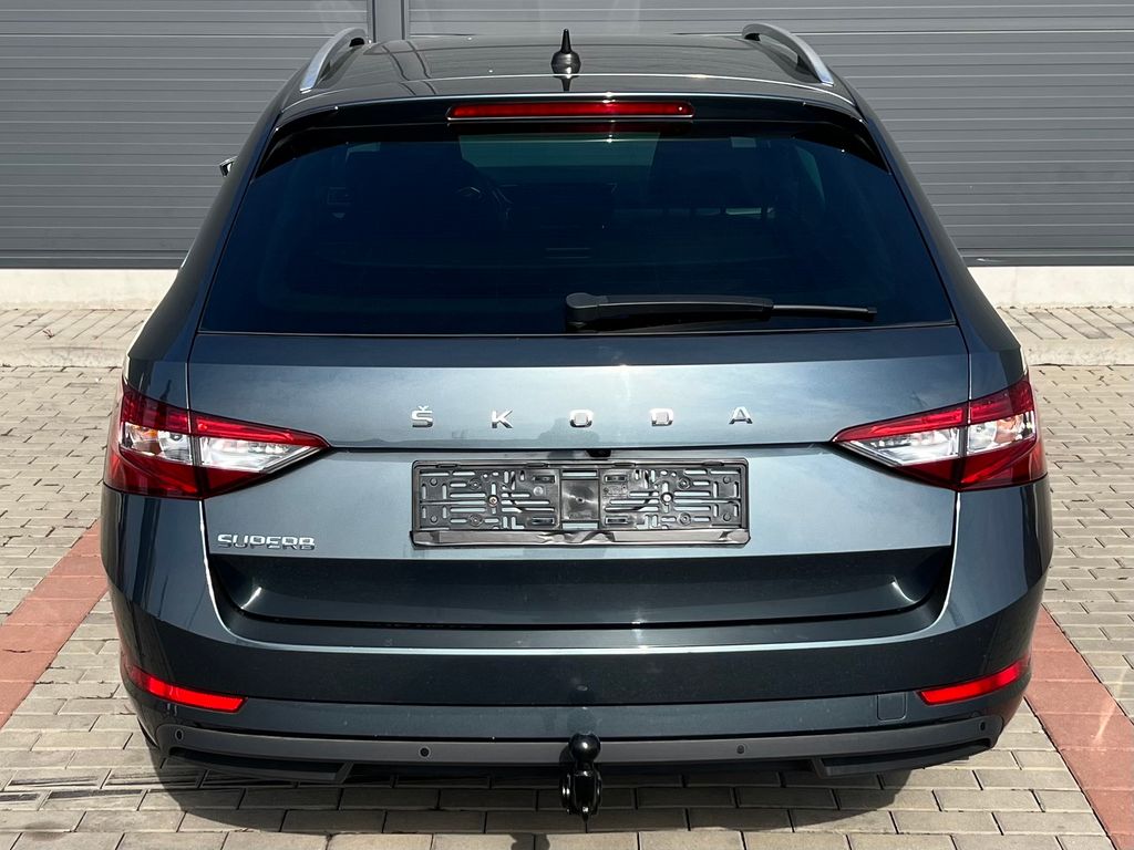 skoda-superb-2-0-tdi-style-tazne-el-kamera - 5