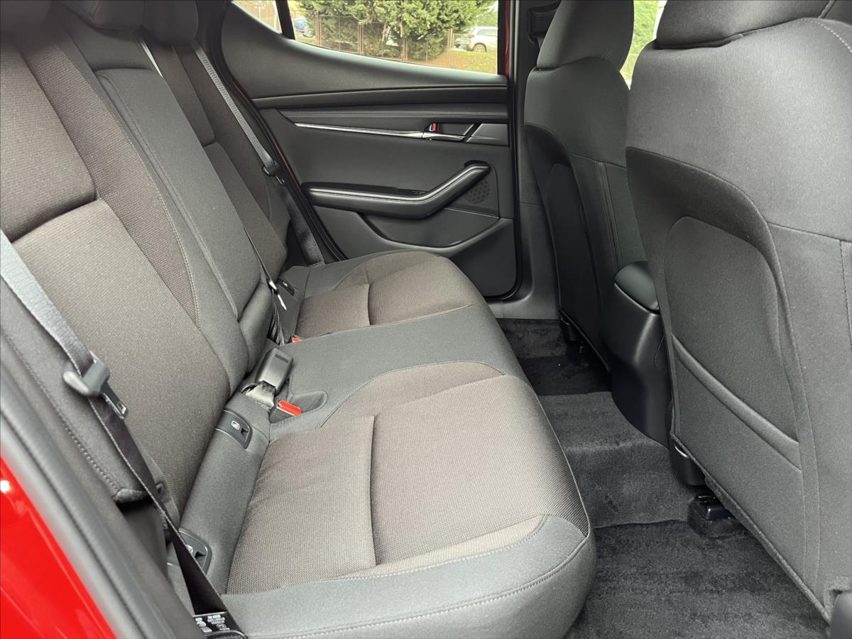 mazda-3-2-5-g-140ps-6at-fwd-centre-line - 9