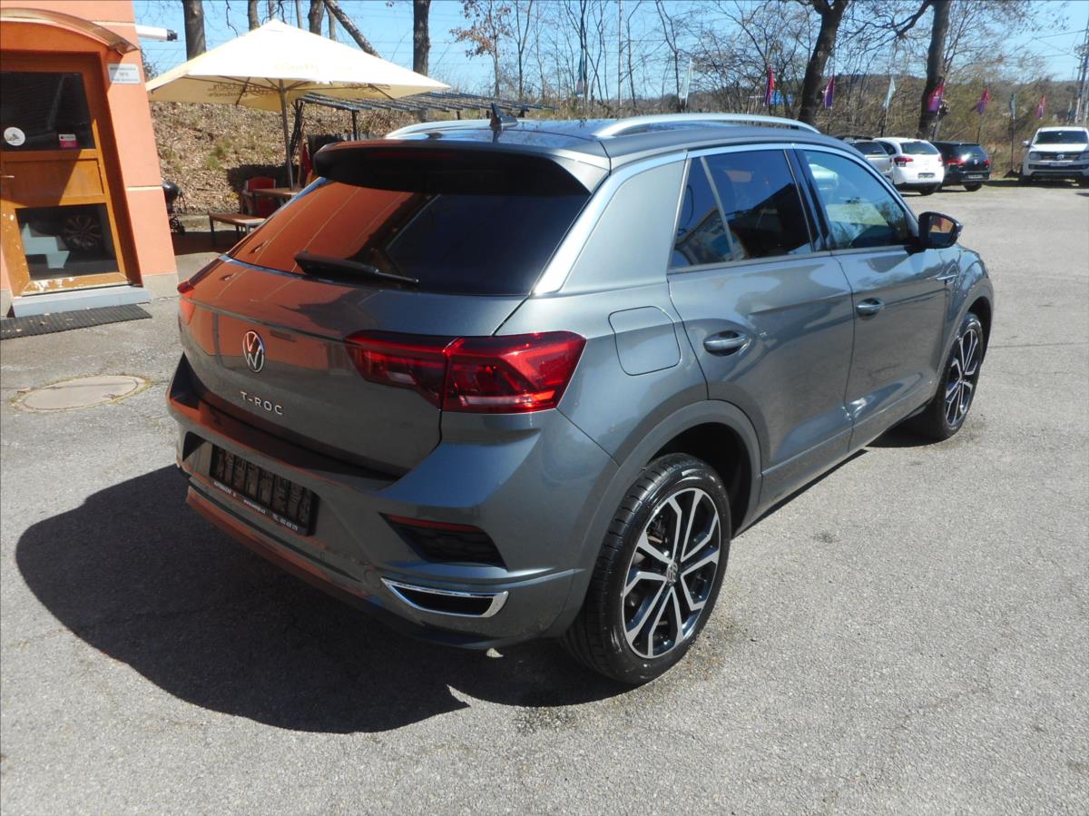 volkswagen-t-roc-1-5-tsi-r-line-automat - 4