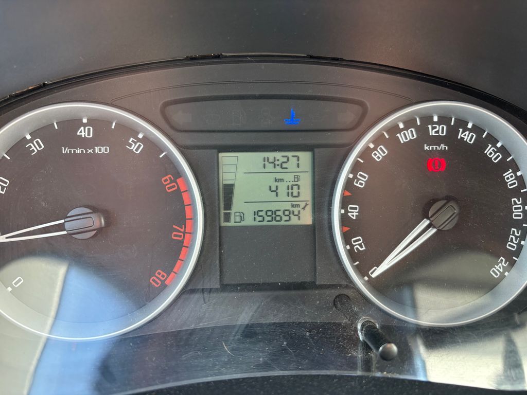 skoda-fabia-1-4-63kw-style-klima - 8