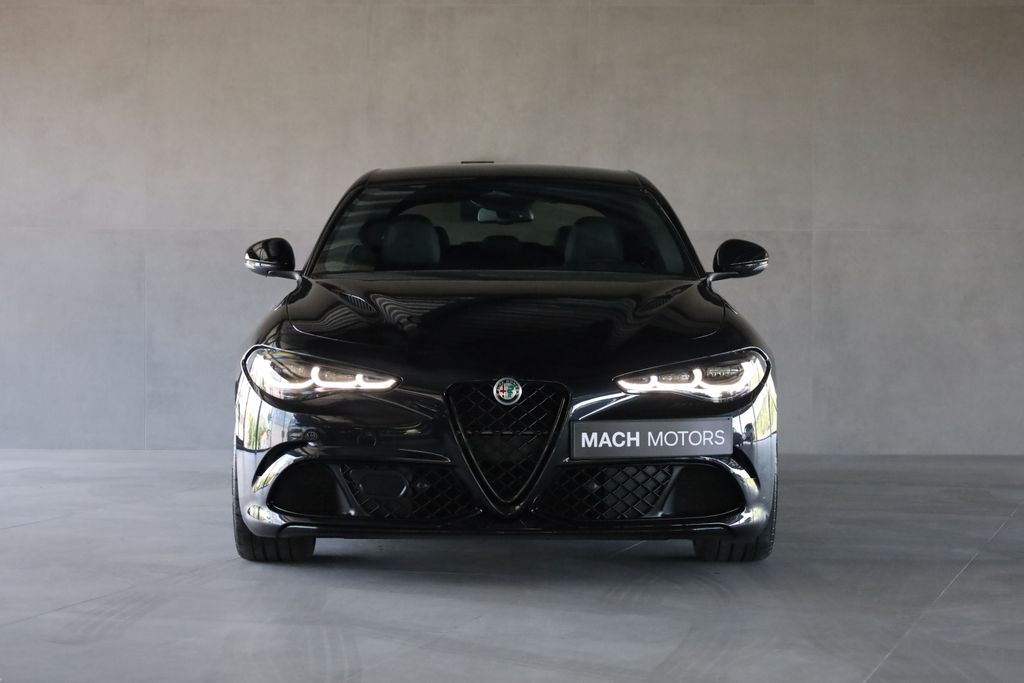 alfa-romeo-giulia-quadrifoglio-2-9-v6-biturbo - 1