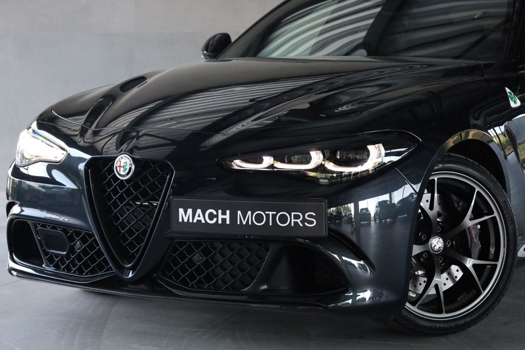 alfa-romeo-giulia-quadrifoglio-2-9-v6-biturbo - 5