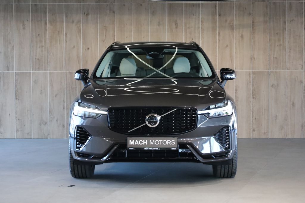 volvo-xc60-t8-plus-dark-360-panorama - 1