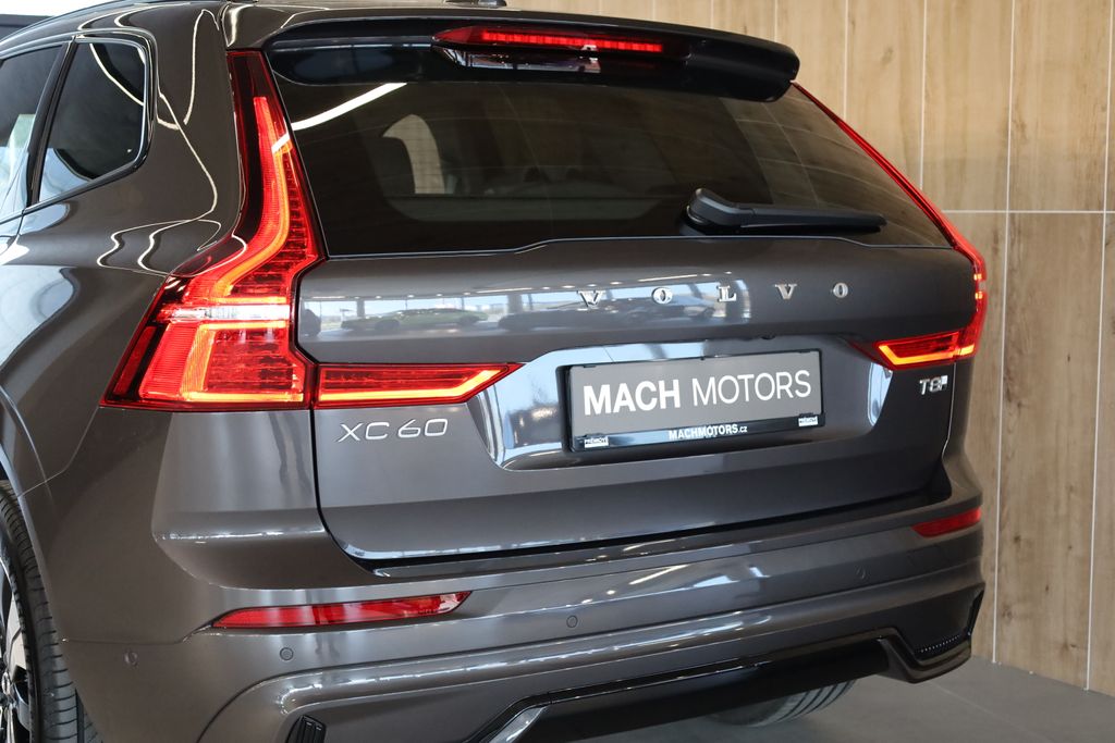 volvo-xc60-t8-plus-dark-360-panorama - 7