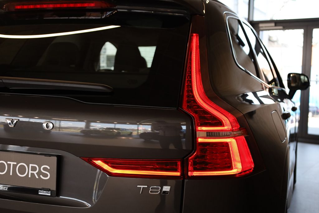 volvo-xc60-t8-plus-dark-360-panorama - 8