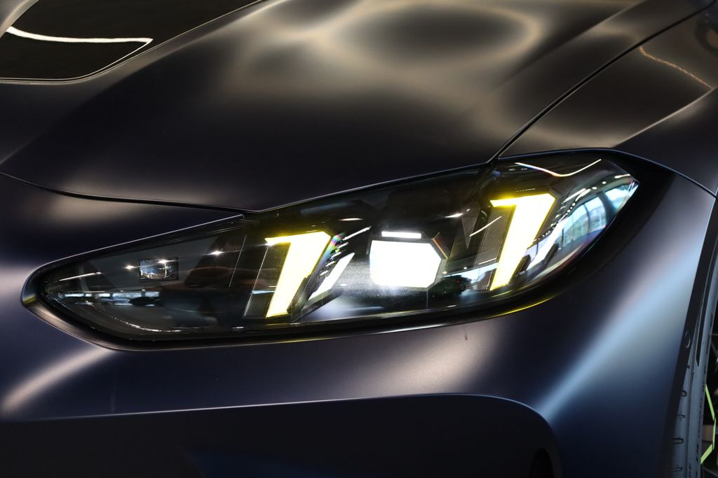 bmw-m4-cs-vr46-edition-1-ze-46-kusu - 9