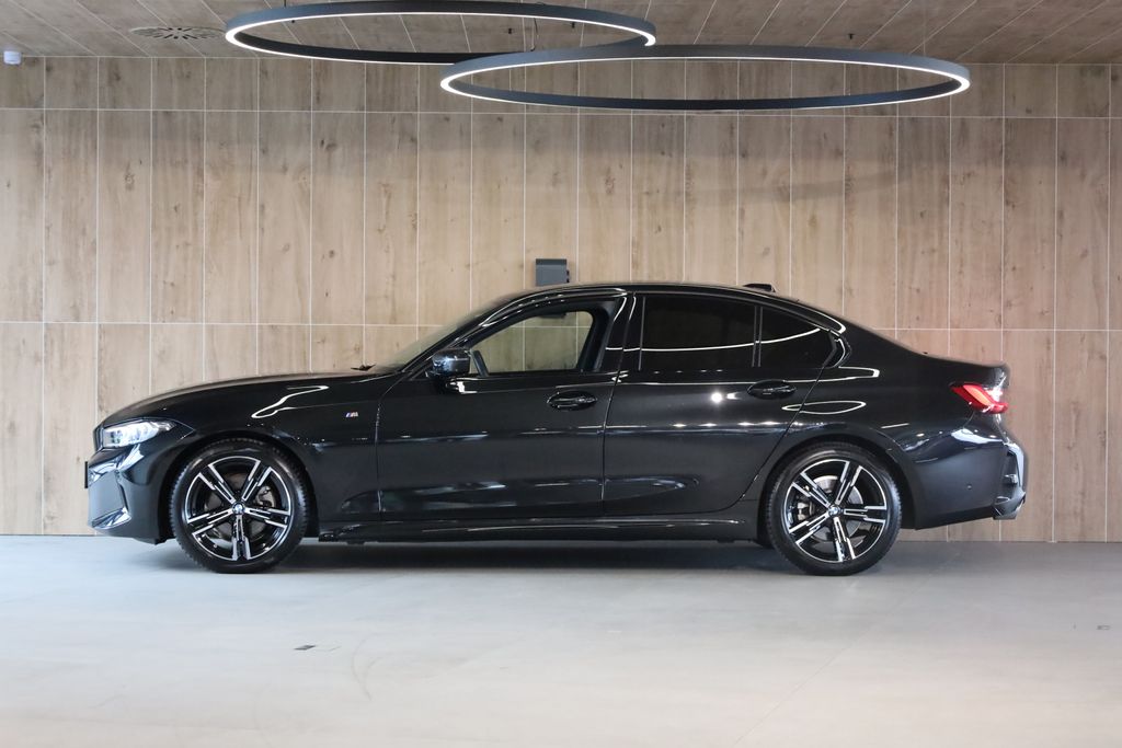 bmw-rada-3-320d-xdrive-head-up-acc-360 - 2