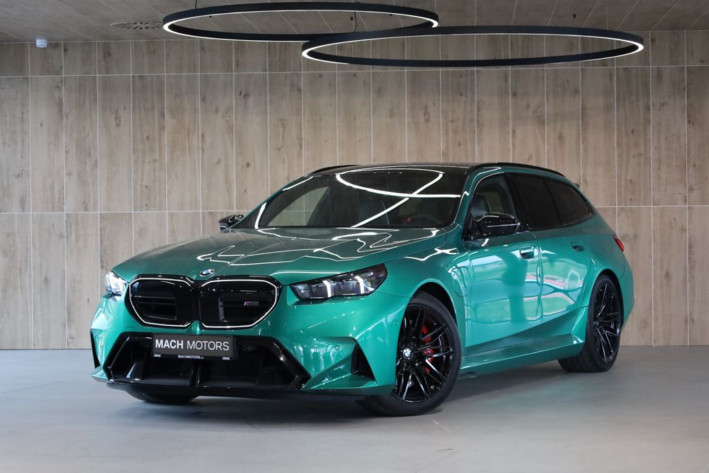 BMW M5 Touring, B&W, Tažné, Ventilace