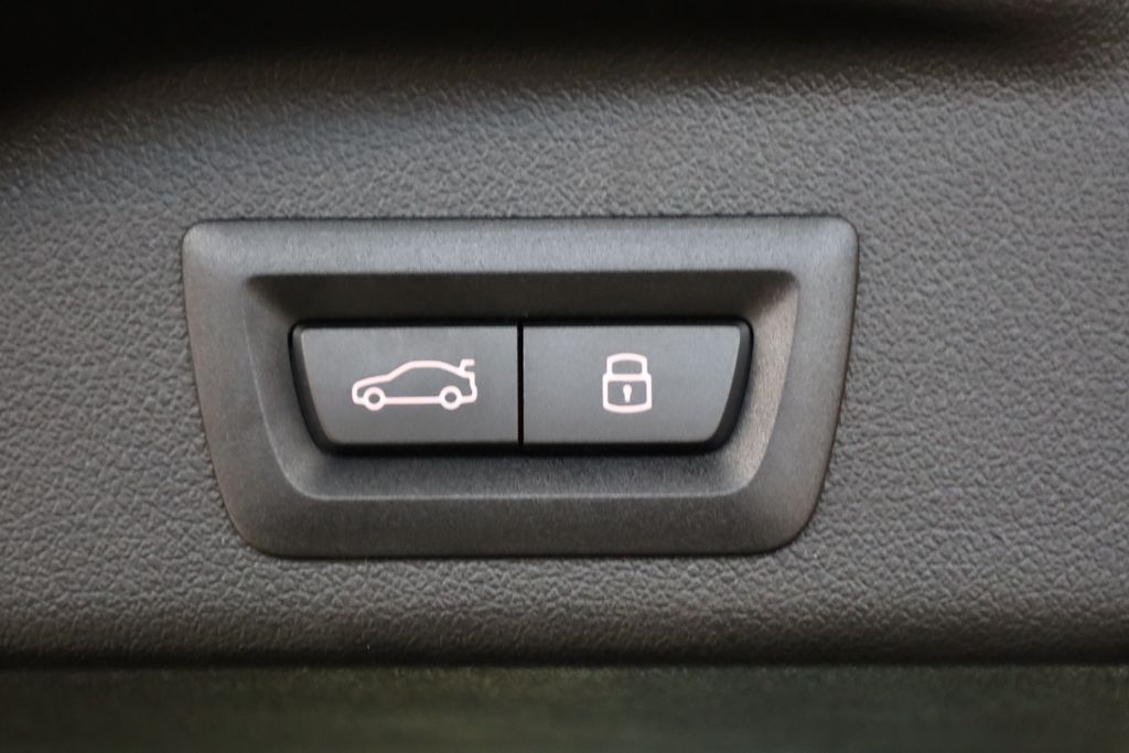 bmw-x5-30d-xdrive-m-paket-pro-tazne - 6