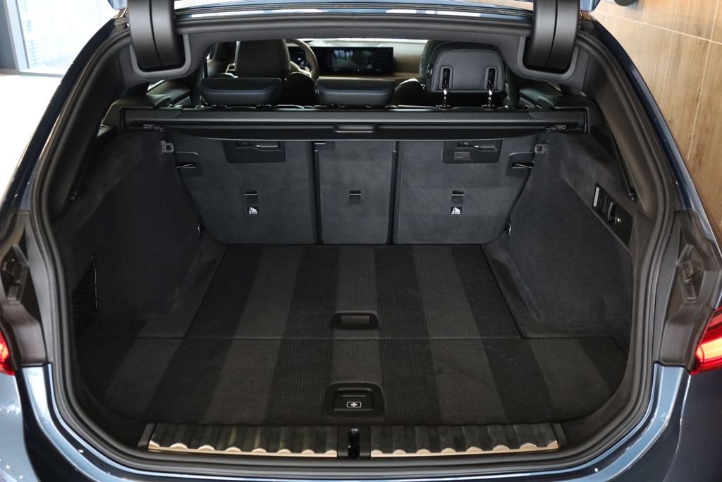 bmw-rada-3-m340i-xdrive-pano-tazne-hud - 5