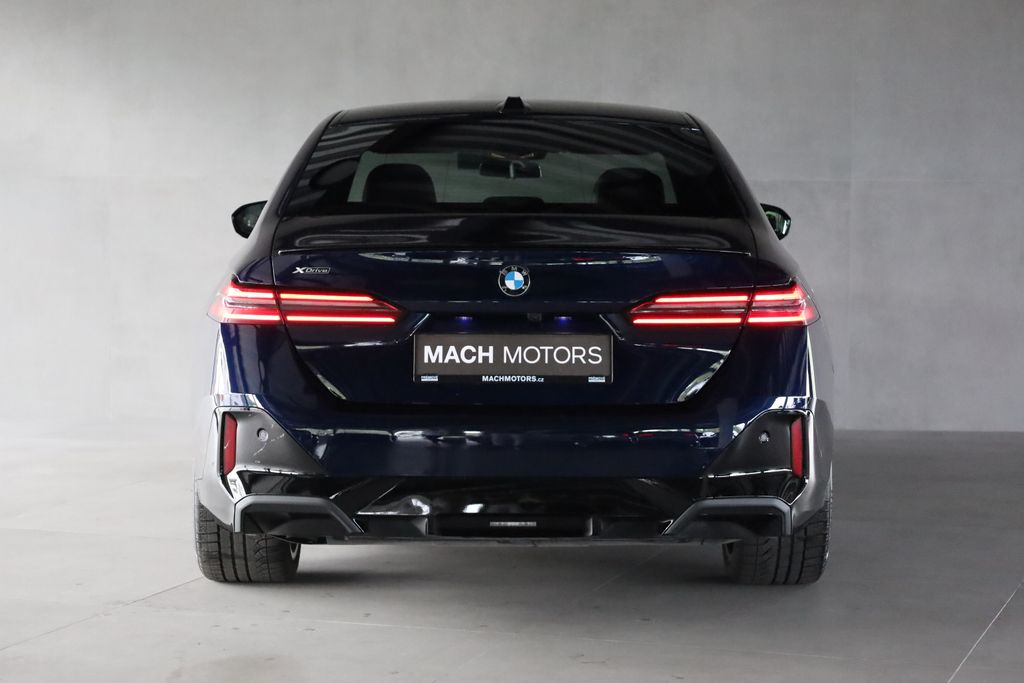 bmw-rada-5-540d-xdrive-ventilace-h-k-hud - 4