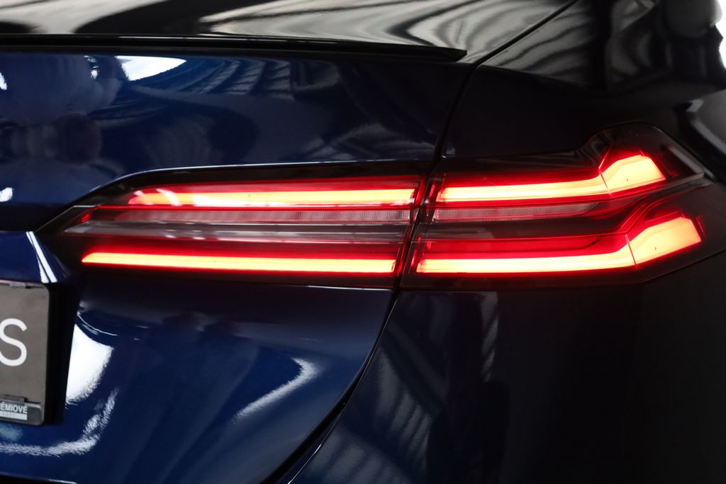 bmw-rada-5-540d-xdrive-ventilace-h-k-hud - 9