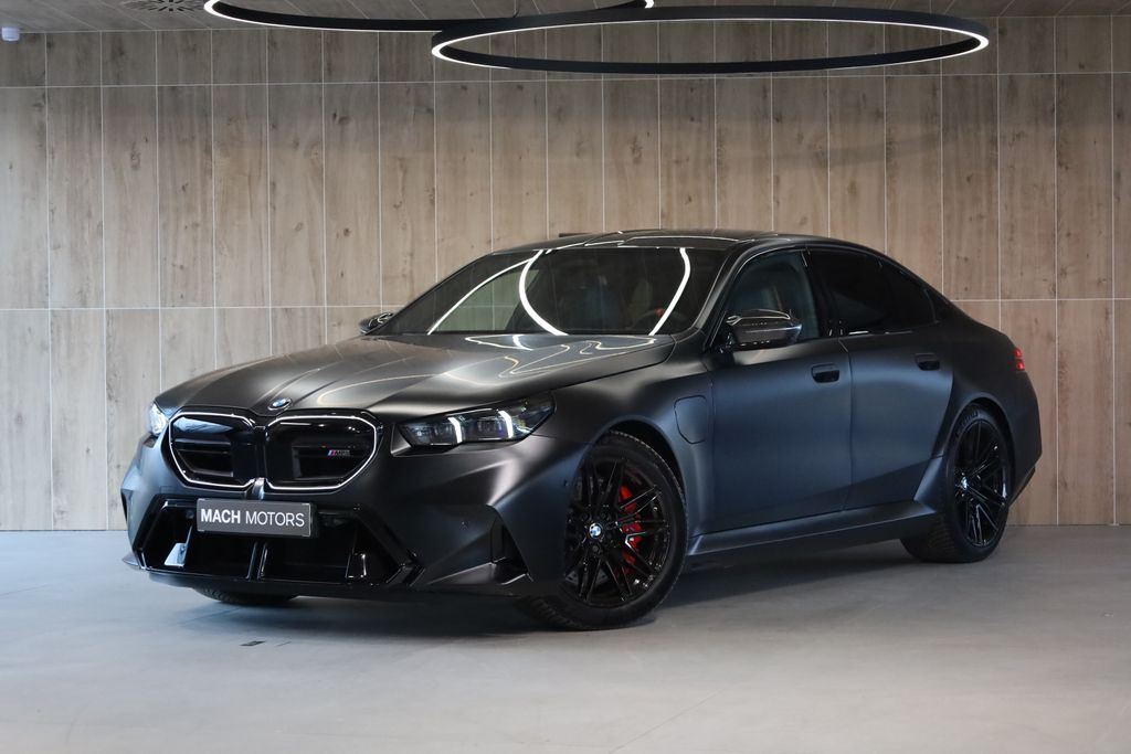 BMW M5 Matná PPF, Bowers, Ventilace