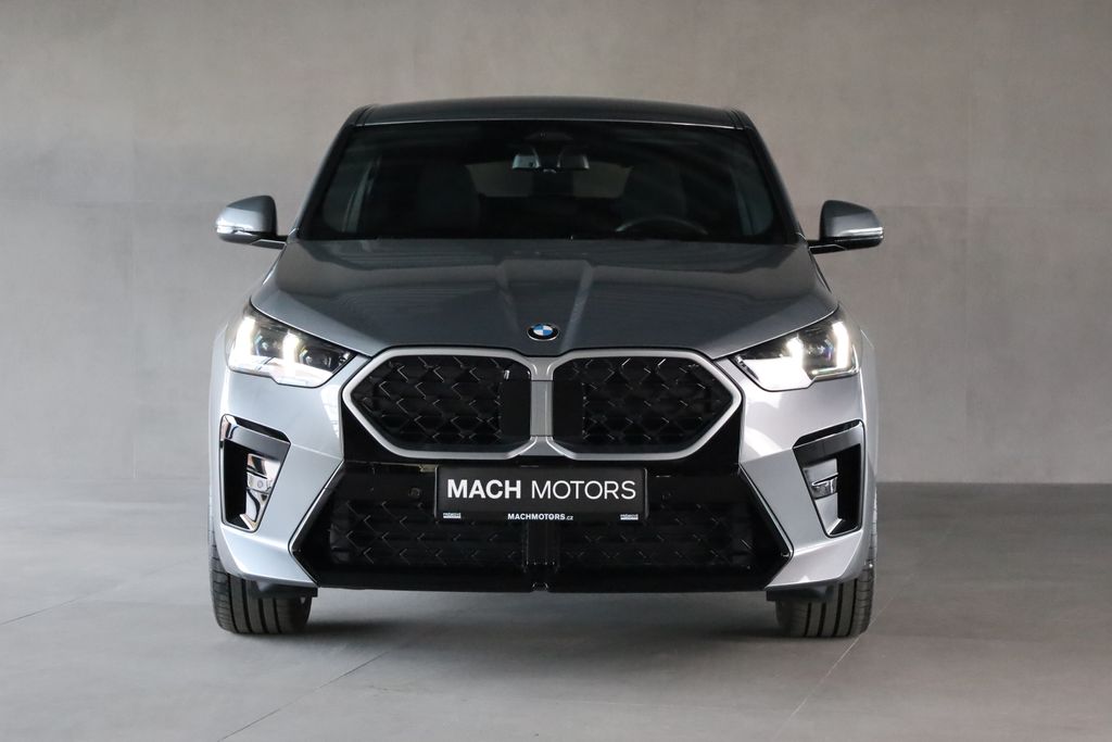 bmw-x2-20i-sdrive-m-paket - 1