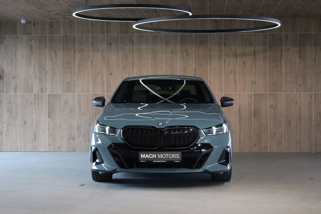 bmw-rada-5-550e-xdrive-bowers-carbon - 1